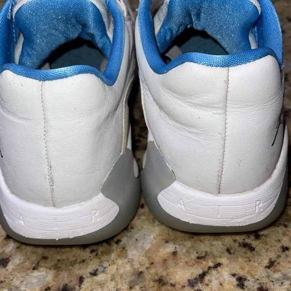 Jordan 11 CMFT Low Legend Blue - Picture 7 of 10